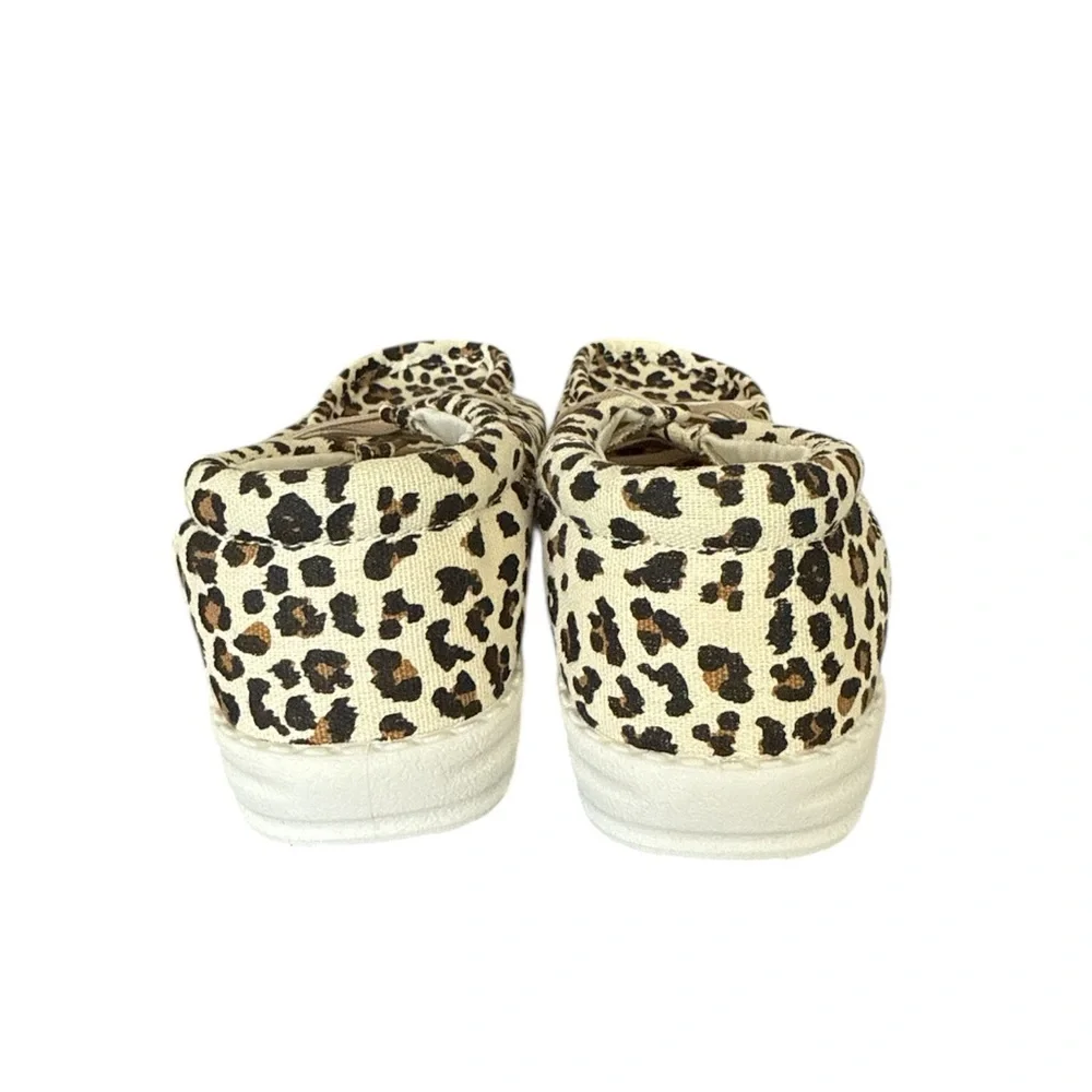 NWT, Gigil Girls Cheetah‎ slip-on Shoes, 1, U61